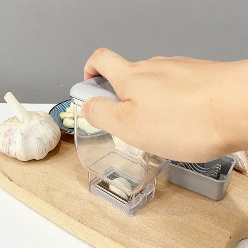 Decor Bites™ Garlic Grinding Grater Cutter