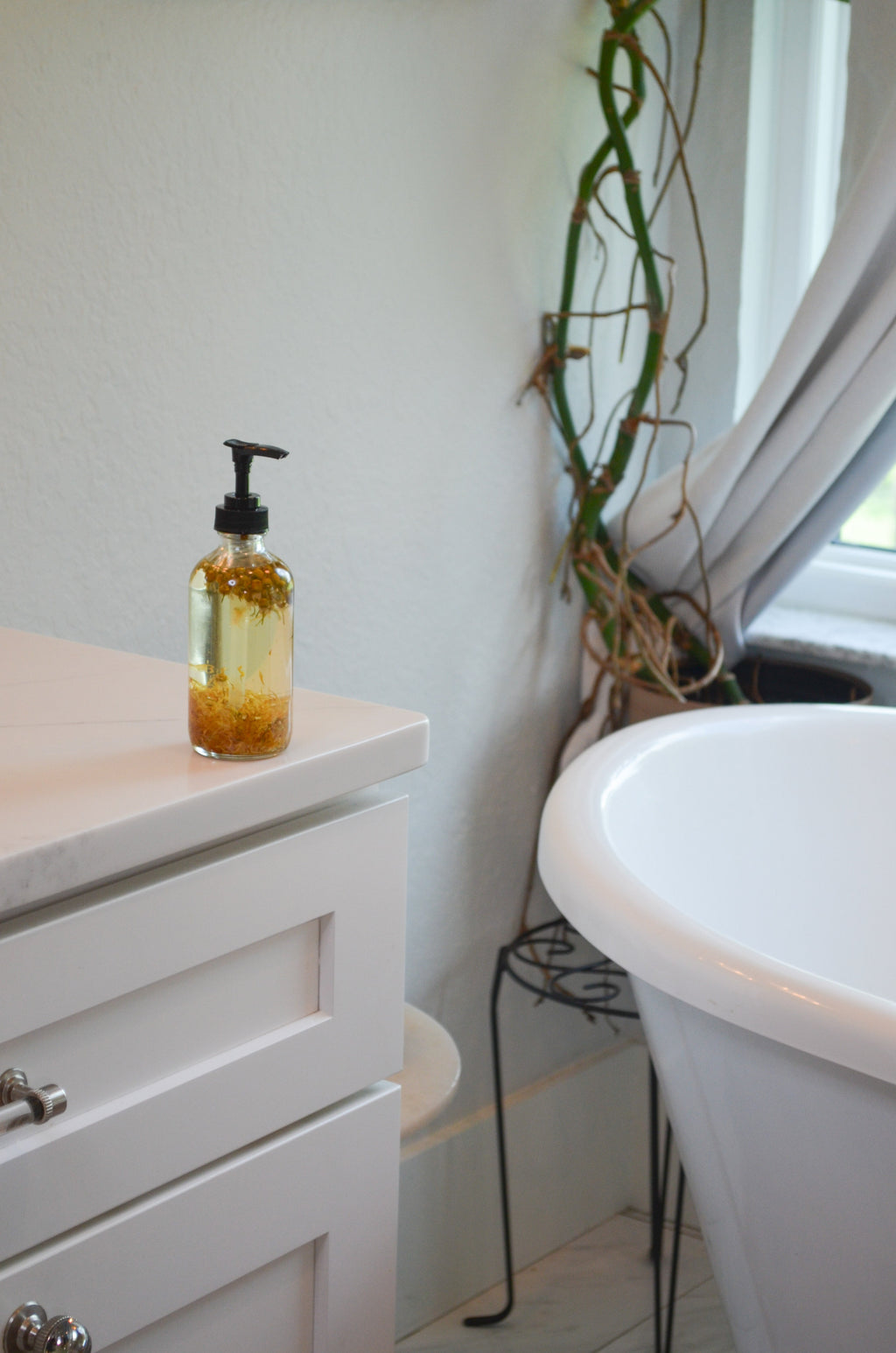 Bare Flower Natural Fragrance-Free Body Oil
